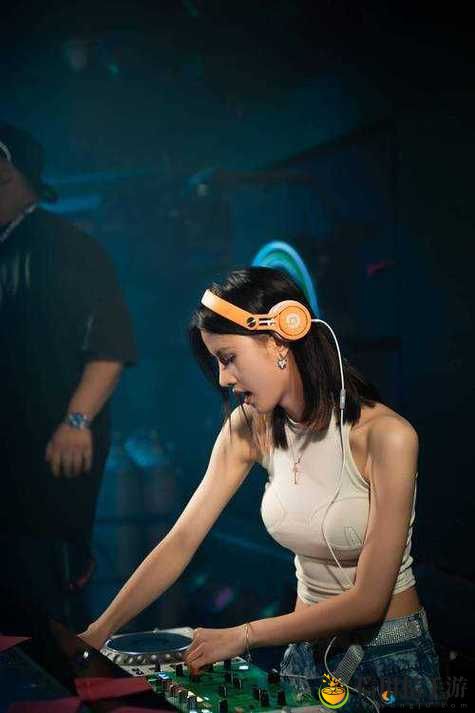 我的朋友她的麦子DJ,网友直言:这是属于音乐的魔法时刻