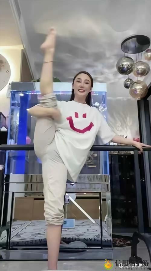 一字**时候唇瓣是打开的吗