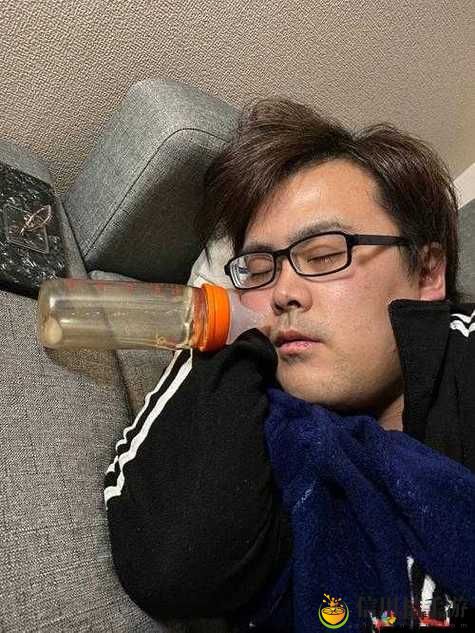 半夜装睡配合孩子阴阳调和,究竟是如何帮助父母与孩子建立和谐亲子关系的?