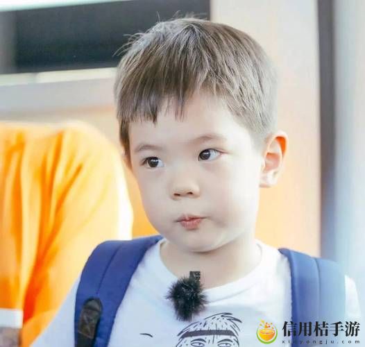 力得摸太嗯哼嗯哼嗯哼什么歌